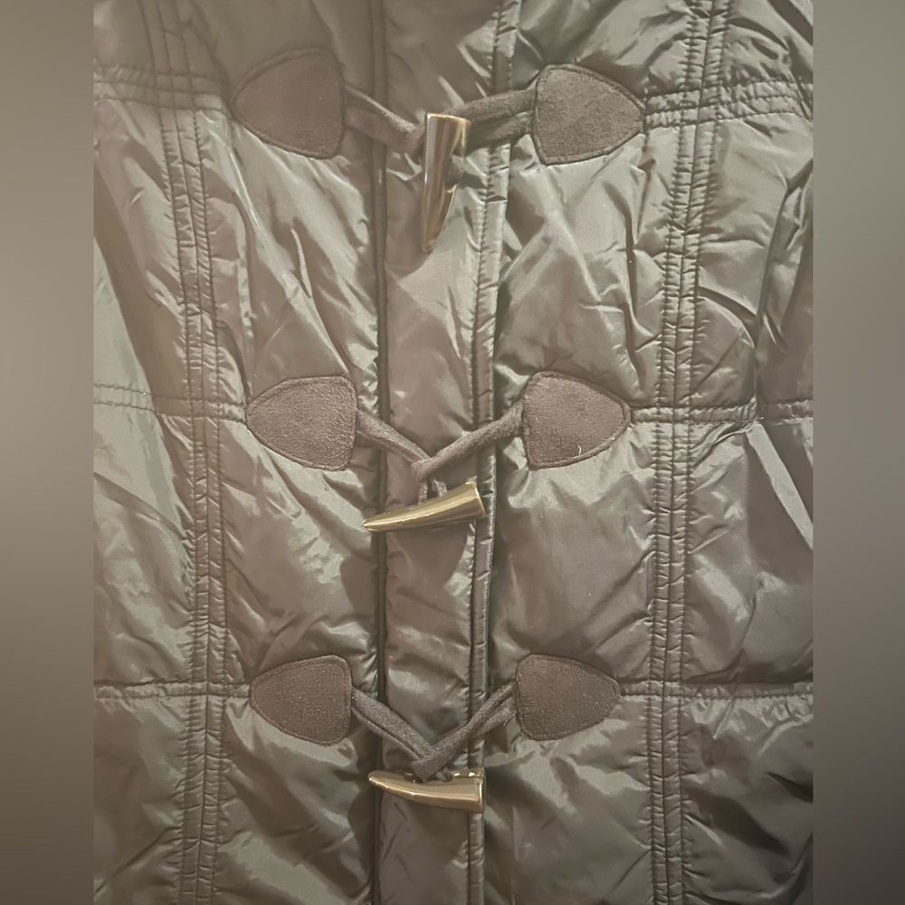 Women’s Orvis Vest - Picture 2 of 8